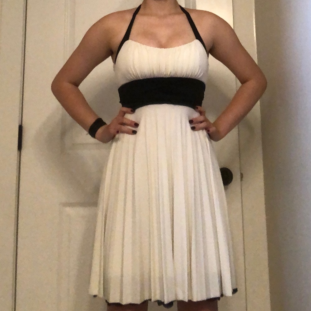 Speechless white pleated halter top